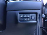運転席右側に各種安全装備の切替スイッチがございます!!詳しくはスタッフまで。