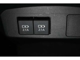 USB端子ソケット装備!