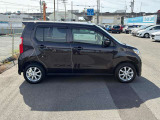 こちらの車両は高槻第二展示場に展示しております。事前にご連絡いただければ店舗にご用意いたします。