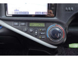 オートエアコンを採用しています。エアコンは温度設定が0.5度刻みで設定が出来ますので、快適な車内空間を実現できます!