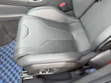 登録済未使用車・シワ/ヘタリなど無くきれいな状態です。