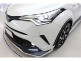【LEDヘッドライト】 消費電力も少なく寿命も長く安全性に優れています。