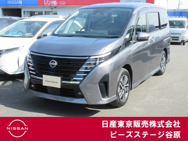 セレナ 1.4 e-POWER ハイウェイスターV