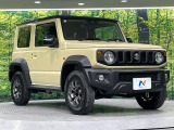 高透明度のガラス皮膜で撥水はもちろん、上質なツヤ・光沢を実現。紫外線や酸性雨から大切な愛車を保護し、色あせ・劣化を防止。「弾スプラッシュコート」、「弾プリミッサコート」からお選びいただけます。