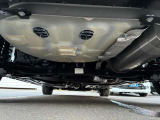 快適なショールームにて、お車選びのお手伝いから、ご購入後の整備待ちまで、ご対応致します。