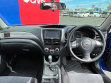 周りが見やすく運転しやすいお車です♪