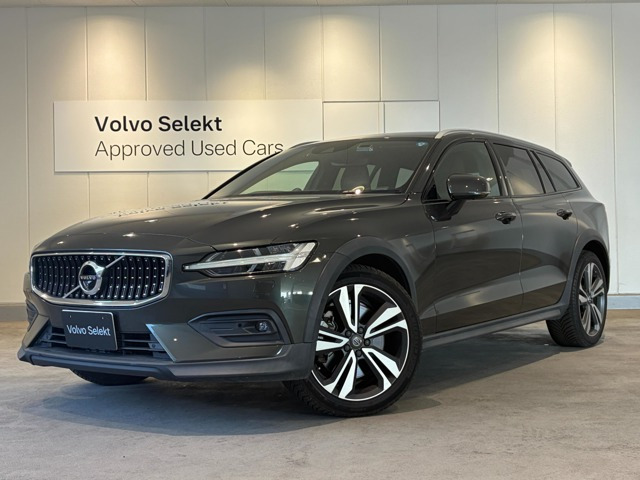 V60クロスカントリー B5 AWD プロ 4WD