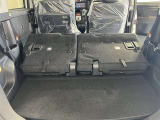 荷室は充分な広さでございます!
