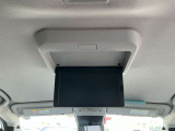 【 後席モニター 】 ミニバンのマストアイテムの後席モニターで車内みんな退屈せずにドライブできます