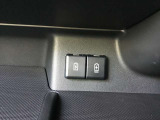 各種スイッチ類はこちらにレイアウトしています。