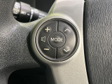 【ステアリングスイッチ】運転中、前方から目線をそらすことなく、オーディオ等の操作が可能な便利機能!安心&快適なドライブを演出してくれます♪