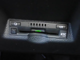 ETCも装備しています。ノンストップで料金所を通過できます。うれしい装備ですよね。