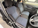 座り心地が良いシートなので長時間の運転でも快適にお過ごしいただけます。