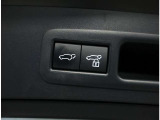 ハンズフリーパワーバックドア(挟み込み防止機能・停止位置メモリー機能付)
