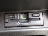 ETCももちろん搭載。いちいち料金所で停車する必要なんて当然ないです。スムーズにストレスなくドライブをお楽しみください。(※支払総額にセットアップ費用は含まれておりません。)