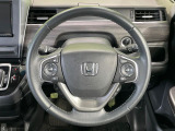 【純正革巻きステアリング】上質な革を使用することで、手にしっかり馴染みとても運転しやすいハンドルです♪