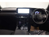 【新車保証継承付】トヨタディーラーにてメーカー新車保証継承をしてご納車いたします。初年度登録より3年間・走行6万kmまで。詳細はスタッフにお問い合わせくださいませ。