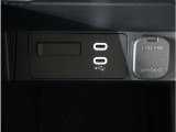 【USB接続】USB接続も可能です。スマホと連動して音楽も再生可能です。