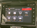 ディスクやラジオ、テレビなど、選べるメディアが画面上に並び、使いたい項目を確認しやすい表示です。音楽や番組など、普段の移動時間に合わせて活用できます。