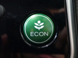 エンジン、エアコンなどを制御し低燃費な『ECONモード』に、また走りを楽しみたいとき、空調など快適性を重視したいときにはスイッチOFFで通常モードに切り替えができます!