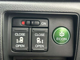 両側電動スライドドア☆狭い駐車場など、重宝します!運転席側からドア開閉操作ができます。