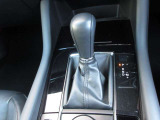 DCT、CVT、従来型のATなど、すべてのトランスミッションの利点を集約し、ロックアップ領域を大幅に拡大し伝達効率の向上とマニュアルトランスミッションのようなダイレクト感を実現した自社製ATです。