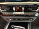 iDriveはナビの機能に加え、ミュージックコレクション、車両状態の確認、設定の変更等が操作可能です。