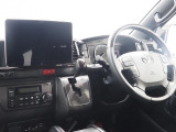 【R5年式/ワイドバンディーゼル2WD/両側小窓付き/11インチナビ】大容量スペース!【全国納車可能】