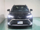 明度の高いLEDヘッドライトで、夜間の運転も安心です。