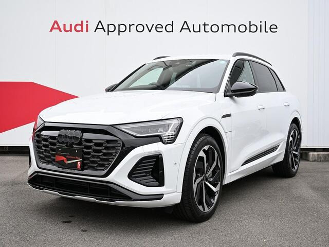 Q8 e-tron 55 クワトロ Sライン 4WD
