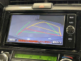 バックモニターは後退時の安全確認に役立ちます!