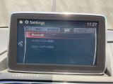 Apple carplay・Android Auto対応!マツダ コネクト(コマンダーコントロール)でスマートフォンを操作して、通話、音楽を聴いたり、マップで目的地を調べることができます。