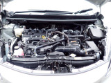 エンジンルームもクリーニング済みです。納車前に点検整備も行います。