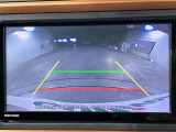 【バックモニター】後ろのカメラの映像をモニターに映し出すことができます!後方の見えない死角や、障害物との距離感をしっかり確認することができます!駐車が苦手な方におすすめです。
