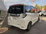 両側パワースライドドア付きだから、狭い駐車スペースなどでの 乗り降りラクラク!小さなお子さまのいるご家庭には嬉しい装備。