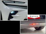 消費電力が少なく長寿命のLEDヘッドライト!汚れても点灯中にキレイにしてくれるレンズウォッシャー付!バックフォグは悪天候時などに、後続車へ自車位置をアピールするために使用します!