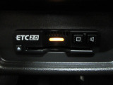 ETC2.0搭載!!従来のETCの高速利用料金の収受だけではなく、渋滞回避や安全運転支援といったドライバーに有益な情報を提供するサービスです。