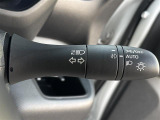 【 オートライト 】オートライトなのでライトの点け忘れを気にすることなく運転が出来ます♪//