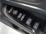 ◆パワーウィンドウスイッチ◆運転席から全席の窓の開閉操作を行うことが出来いつでも換気ができます!