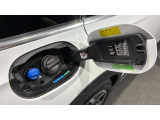 メルセデス・ベンツはドイツ本国シュツットガルト近郊でのメルセデス自車が関わった重大事故を、40年以上に亘って調査しています。エアバッグやシートベルトテンショナーは、この調査の結果生み出されました。