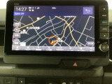 ナビゲーションはフルセグTV、インターナビ対応のGathers純正メモリーナビを搭載しています。Bluetoothオーディオ機能がありますので、スマートフォンなどの音楽も再生できます。