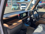 運転席まわりです。細かいオプションなど、気になるところがあればお気軽にメールやお電話等でお問合せください。
