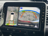 【アラウンドビューモニター】専用のカメラにより、上から見下ろしたような視点で360度クルマの周囲を確認することができます☆死角部分も確認しやすく、狭い場所での切り返しや駐車もスムーズに行えます。