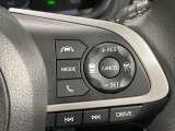 【レーダークルーズコントロール】高速道路での長距離走行が楽に!!自動で速度を保つクルーズコントロールが、衝突軽減システムと連携し、前方の車両を感知して車間を保つように速度調節してくれます!!