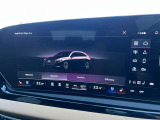 Audiの洗練されたデザインは、シンプルでありながらエレガントで時代をこえた美しさがあります。また、高性能なエンジンと優れたハンドリングにより、走行性能が非常に高いブランドとなっております。