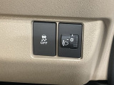 ヘッドライトレベリング機能で、重い荷物を積んだ時の光軸調整ができます。