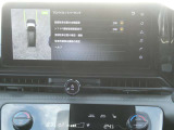 プロパイロットパーキング(縦列駐車、並列駐車、車庫入れに対応し、ステアリング、アクセル、ブレーキ、シフトを車が制御して駐車をアシストします)