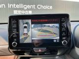 アラウンドビューモニター 駐車場での車庫入れや狭い道路での走行にカメラで確認が出来るので安心です。