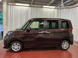 【スマートアシスト搭載車】 衝突回避支援ブレーキ機能(対車両・歩行者)、衝突警報機能(対車両・対歩行者)、誤発信抑制制御機能などの機能で安全な運転をサポートします。