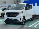 メーカー装着のメモリーナビ・地デジTV・アラウンドモニター・ETC・LEDヘッドライト・プロパイロット・SOSコール・ドライブレコーダー・前席シート&ステアリングヒーター・インテリジェントキー付き!